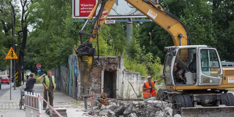 Rozbiórka ogrodzenia