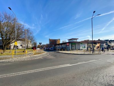 Podpisano umowę na przebudowę skrzyżowania ulic Bławatkowej i Stolarzowickiej