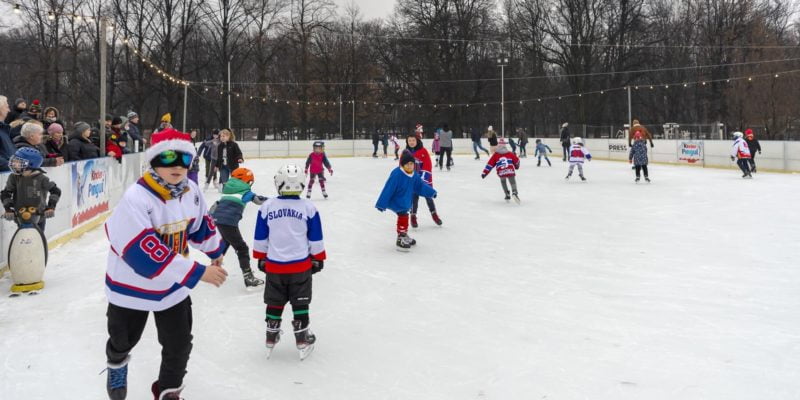 Plenerowe lodowisko w Bytomiu już otwarte