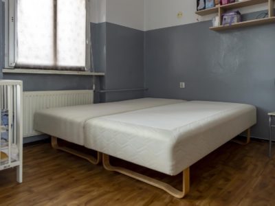 Bytomski MOPR w darowiźnie otrzymał 24 łóżka hotelowe