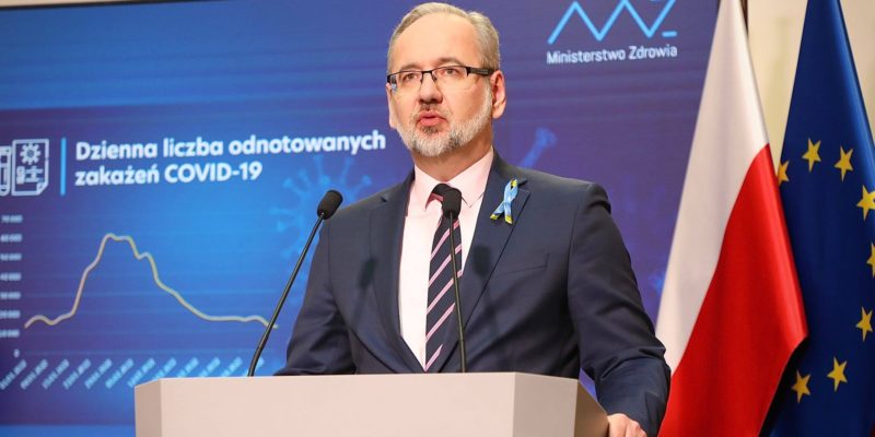 Minister zdrowia znosi obowiązek noszenia maseczek