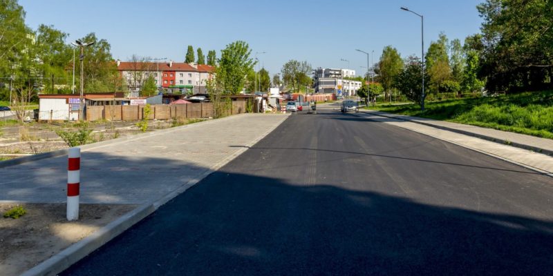 Ruch kołowy ponownie zawitał na ulicę Strzelców Bytomskich II