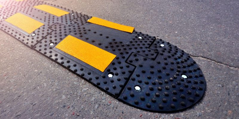 Dlaczego warto instalować progi zwalniające?