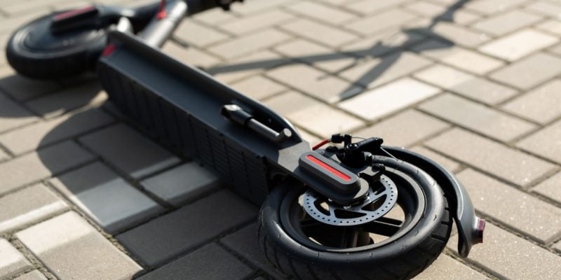 Kolizja osobówki z hulajnogą w Bytomiu