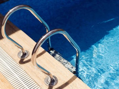 Odkryte baseny blisko Bytomia. Gdzie można się udać?