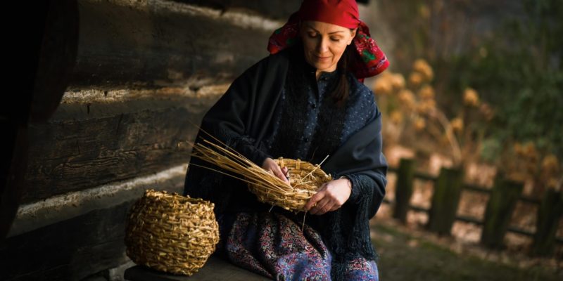 Warsztaty wyplatania słomy w Bytomiu