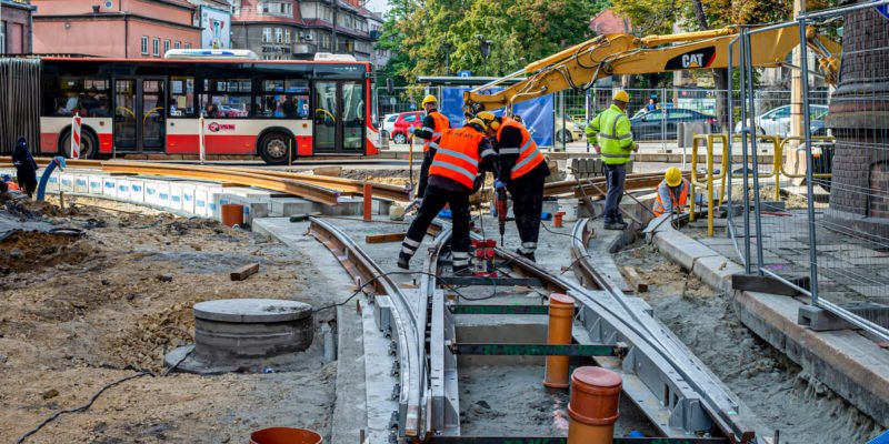 Kolejny etap przebudowy torowiska na ulicy Sądowej w Bytomiu