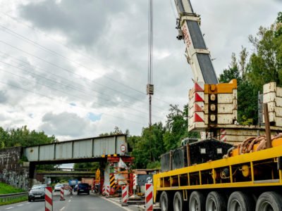 Rozbiórka wiaduktu nad DK88 na pograniczu Bytomia i Zabrza