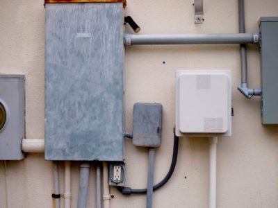 Kolejne nielegalne podłączenia prądu zlikwidowane