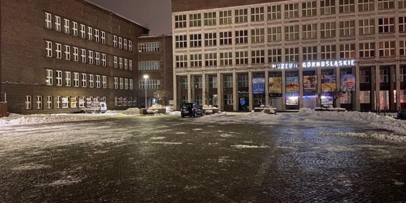 Miasto wyłącza oświetlenie elewacji budynków